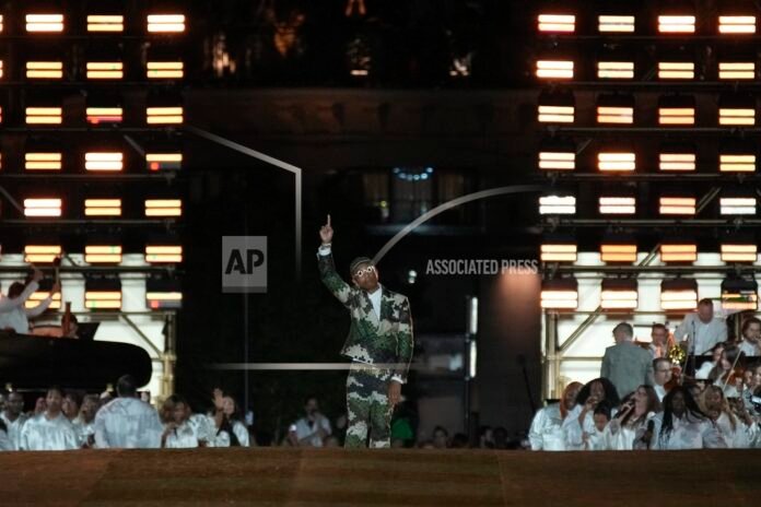 France Men's Fashion S/S 2024 Louis Vuitton