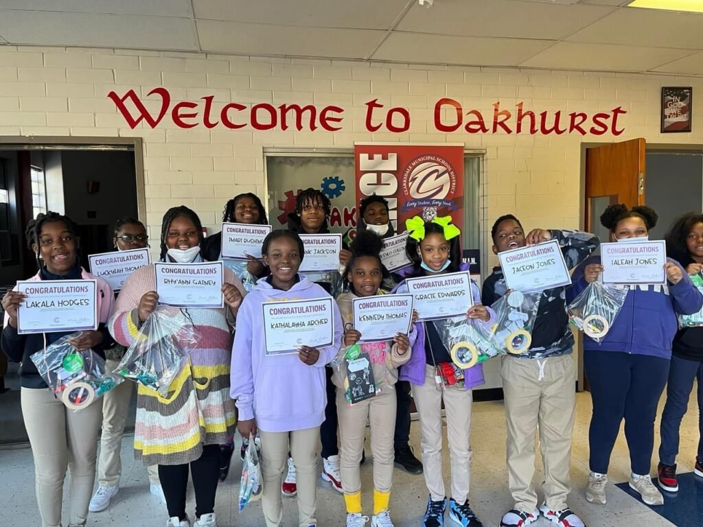 Oakhurst Intermediate Academy Scholars Excel in Club Invention Afterschool Program