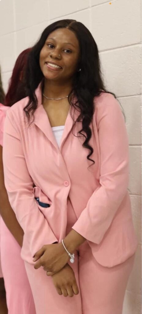 Rising Star Te’Airra Ewings Shines as Salutatorian at CCHS!