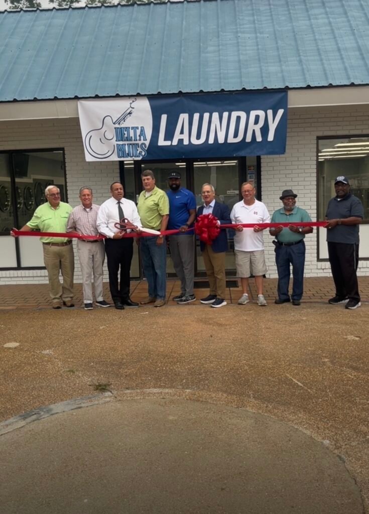 Delta Blues Coin Laundry Celebrates Grand Opening with Ribbon Cutting Ceremony