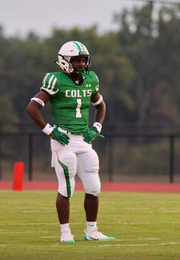 Clarksdale’s Desi Monix Surpasses 1,000 Yards, Leads Nation in Touchdowns