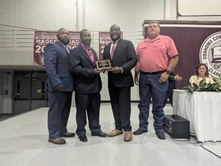 Crossroads Economic Partnership Celebrates Community Excellence at Annual Banquet