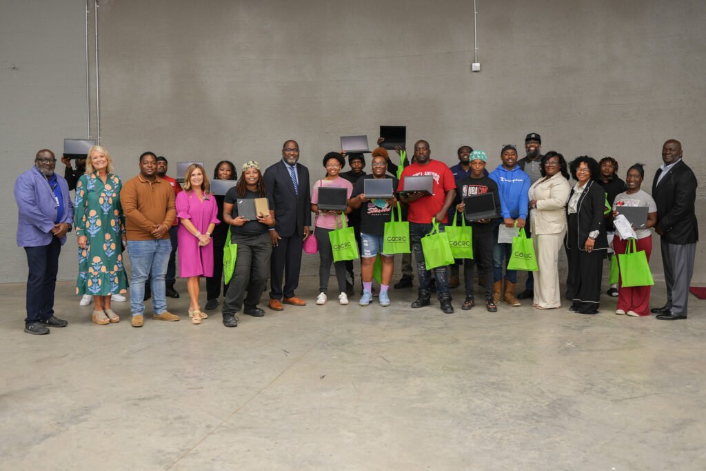 Coahoma Community College, Digitunity, and AT&T Mississippi distribute laptops to bridge regional digital divide