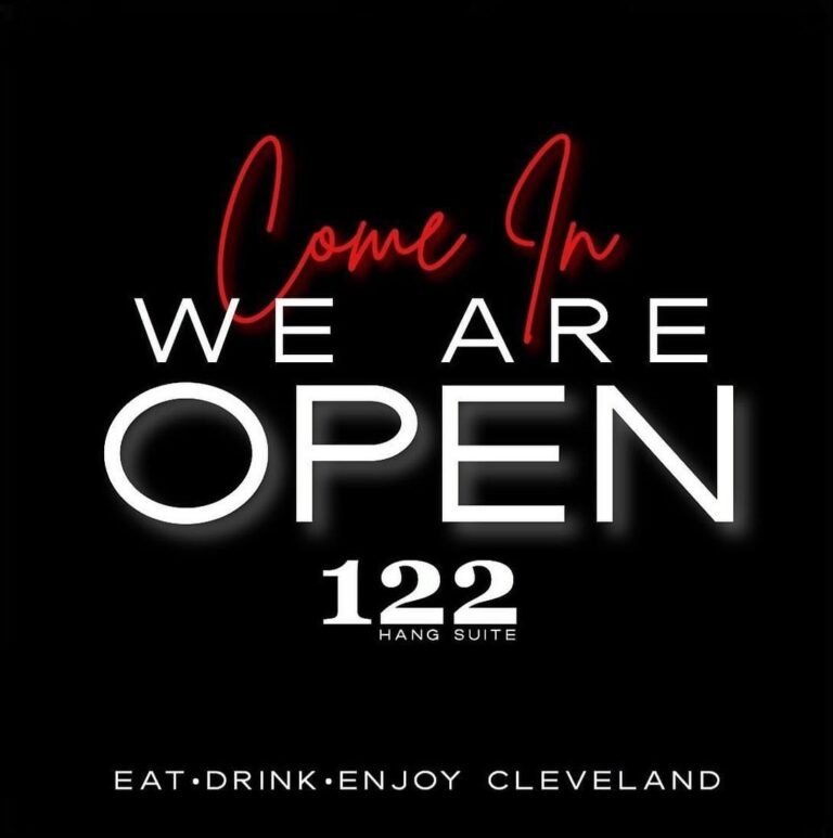 Business Spotlight of the Week: 122 Hang Suite – Where Great Food, Great Music, and Great Company Come Together